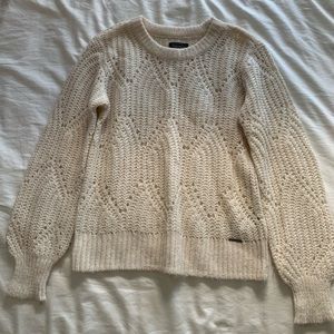 knit abercrombie and fitch sweater